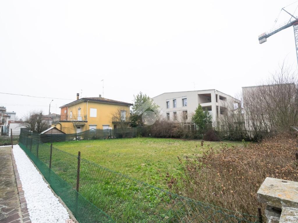 Building land Via 4 Novembre, Novi di Modena - photo 1