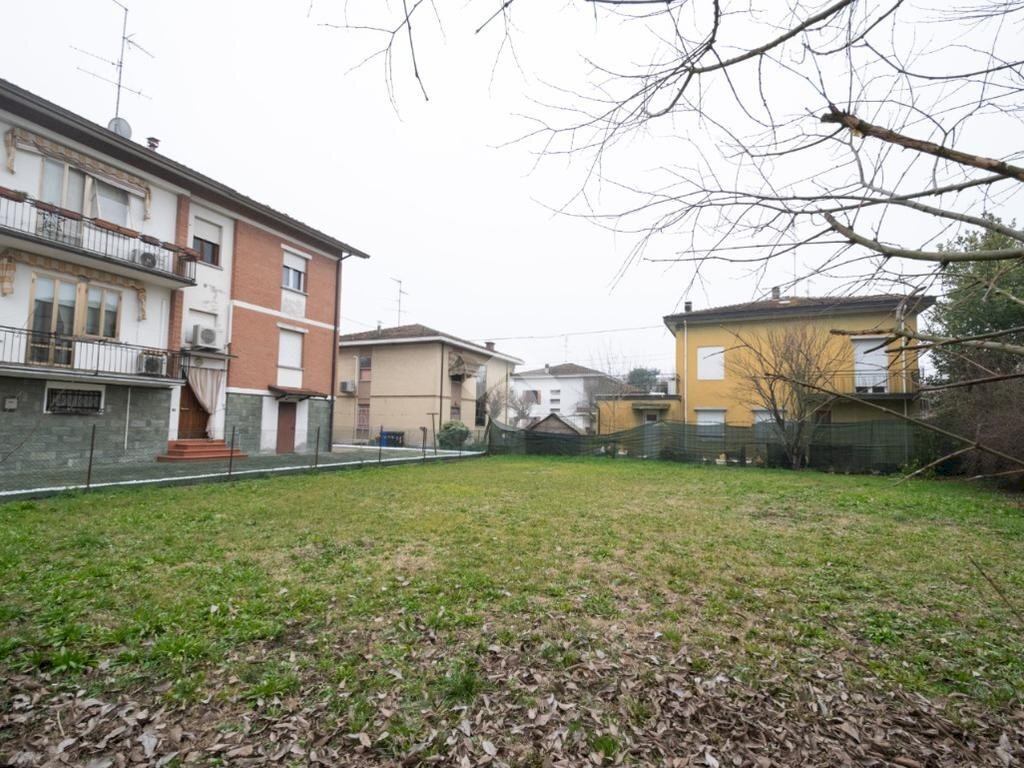 Building land Via 4 Novembre, Novi di Modena - photo 3