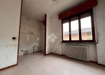 Semi-detached house Via Trieste, Galliate - photo 4
