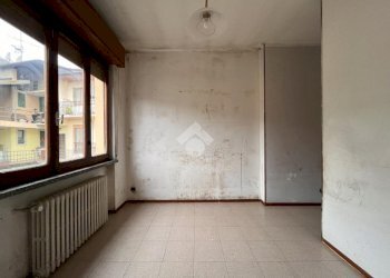 Semi-detached house Via Trieste, Galliate - photo 13