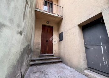 Semi-detached house Via Trieste, Galliate - photo 28