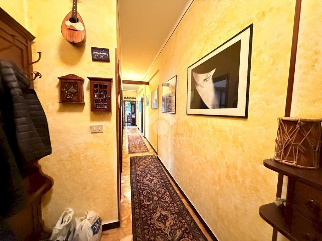 Appartamento Via Cesare Cabella, Genova (zona Castelletto) - foto 2