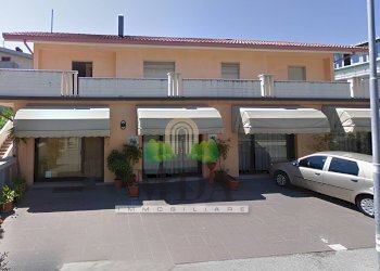 Foto 3 - Locale Commerciale VIA BOLZANO, Martinsicuro - foto 3