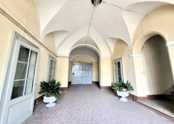 Foto 1 - Stabile - Palazzo Via Ascoli
 
33, Castiglione delle Stiviere - foto 1