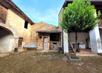 Foto 19 - Stabile - Palazzo Via Ascoli
 
33, Castiglione delle Stiviere - foto 19