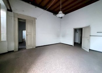 Foto 38 - Stabile - Palazzo Via Ascoli
 
33, Castiglione delle Stiviere - foto 38