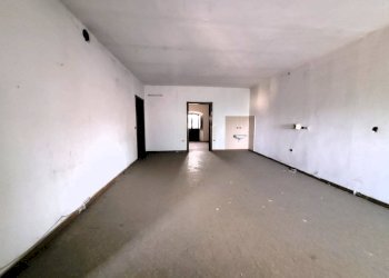 Foto 43 - Stabile - Palazzo Via Ascoli
 
33, Castiglione delle Stiviere - foto 43