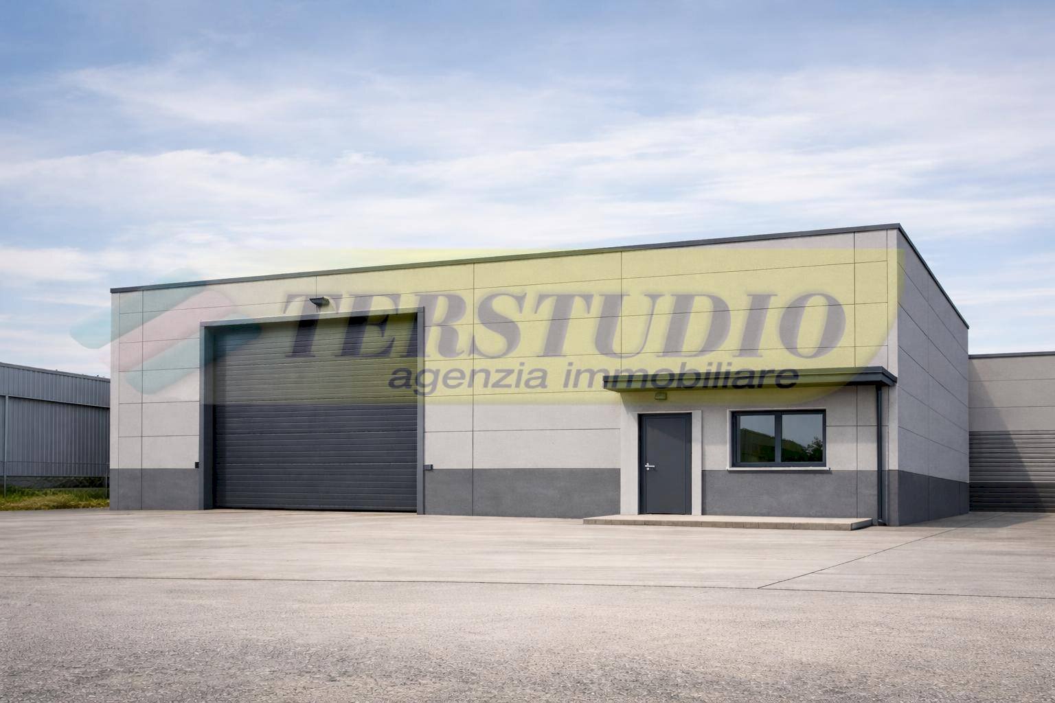 Foto 1 - Capannone Via Industrie
 
snc, Lallio - foto 1