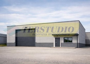 Foto 1 - Capannone Via Industrie
 
snc, Lallio - foto 1