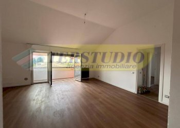 Foto 1 - Three-room apartment Via Santi Nazario e Celso
 
5, Suisio - photo 1