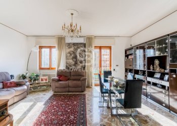 Foto 1 - Quadrilocale Via Pantaleo Carabellese
 
16, Bari - foto 1