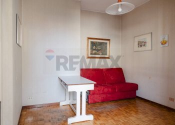 Soggiorno - Appartamento VIA NINO BIXIO
 
18, Agrate Brianza - foto 12