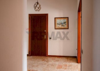 Hall / corridoio - Appartamento VIA NINO BIXIO
 
18, Agrate Brianza - foto 14