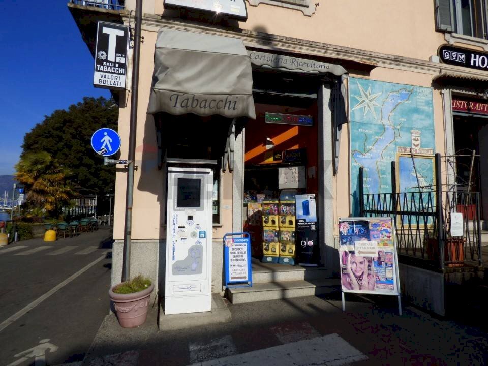 Edificio all\'aperto - Commercial Activity Laveno-Mombello - photo 1