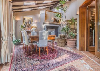 Sala da pranzo - Villa via bonfanti innocente
 
10, Bosisio Parini - foto 8