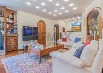 Soggiorno - Villa via bonfanti innocente
 
10, Bosisio Parini - foto 10