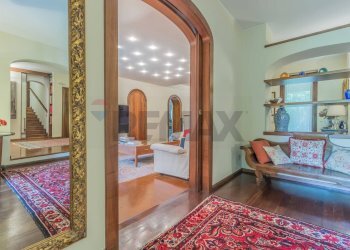 Hall / corridoio - Villa via bonfanti innocente
 
10, Bosisio Parini - foto 13