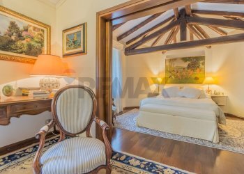 Camera / camera da letto - Villa via bonfanti innocente
 
10, Bosisio Parini - foto 18