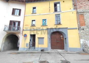Edificio all\'aperto - Bilocale Via Pretorio
 
11, Cuvio - foto 4