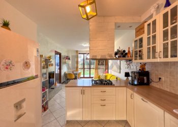 Cucina - Trilocale Via Roberto Stehli
 
94 C, Germignaga - foto 8