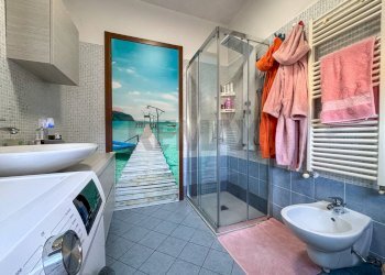 Bagno - Trilocale Via Roberto Stehli
 
94 C, Germignaga - foto 17