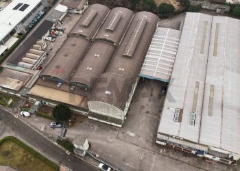 Edificio all\'aperto - Locale Commerciale via comolli
15, Arcisate - foto 3