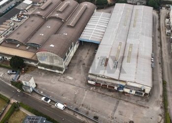 Edificio all\'aperto - Locale Commerciale via comolli
15, Arcisate - foto 5