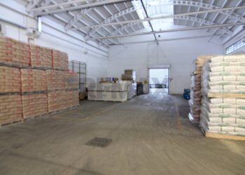 Parcheggio - Locale Commerciale via comolli
15, Arcisate - foto 6