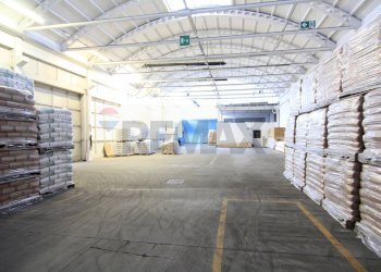 Parcheggio - Locale Commerciale via comolli
15, Arcisate - foto 7