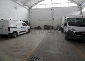 Parcheggio - Locale Commerciale via comolli
15, Arcisate - foto 17