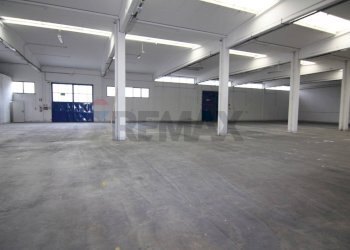 Parcheggio - Locale Commerciale via comolli
15, Arcisate - foto 20