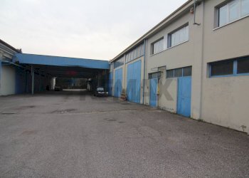 Edificio all\'aperto - Locale Commerciale via comolli
15, Arcisate - foto 41