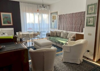 Sala da pranzo - Bilocale VIALE BELFORTE
 
208, Varese - foto 1