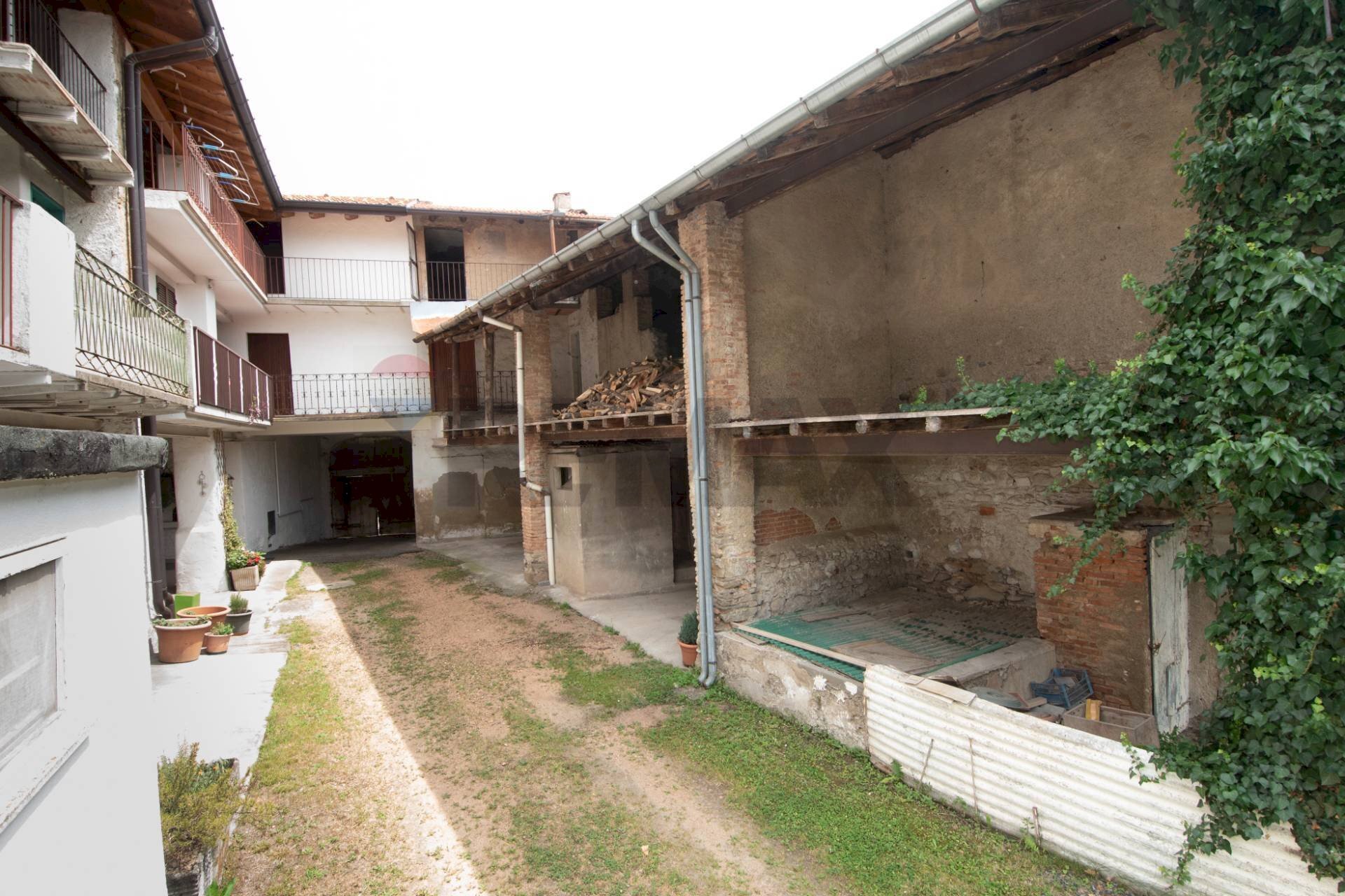 Casa all\'aperto - Rustic VIA CAVOUR
 
42, Cantello - photo 2