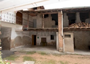 Casa all\'aperto - Rustico VIA CAVOUR
 
42, Cantello - foto 4