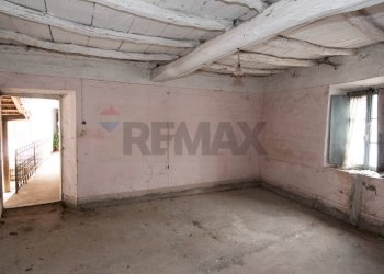 Stanza vuota - Rustico VIA CAVOUR
 
42, Cantello - foto 17