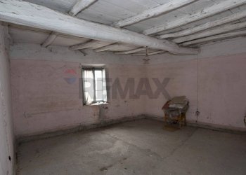 Stanza vuota - Rustico VIA CAVOUR
 
42, Cantello - foto 24