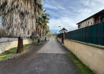 Edificio all\'aperto - Terreno agricolo Giugliano in Campania - foto 2