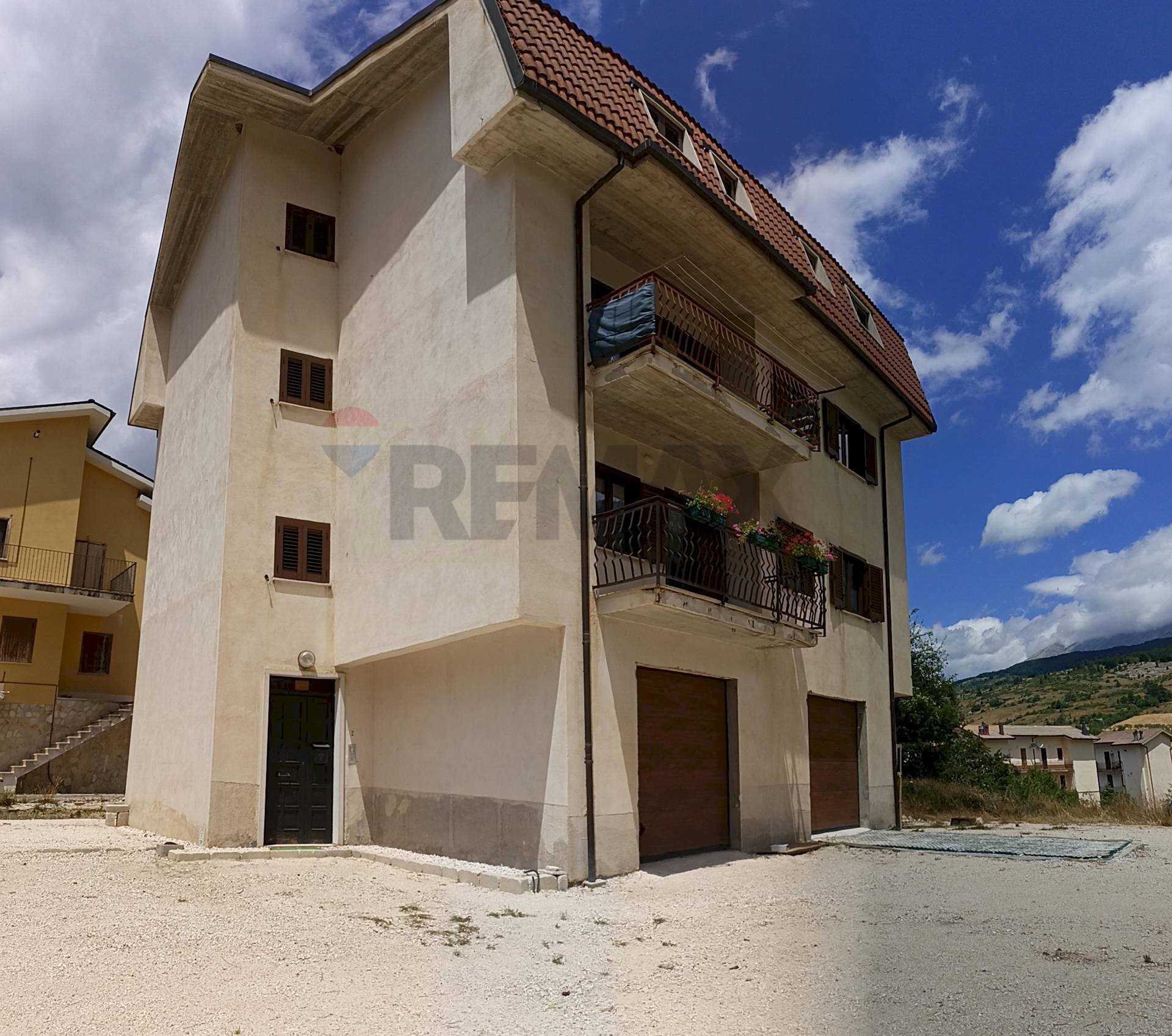 Edificio all\'aperto - Independent house Via Pirandello
 
2, Campo di Giove - photo 1