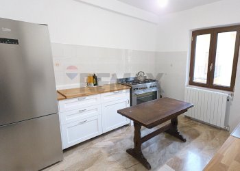 Cucina - Casa indipendente Via Pirandello
 
2, Campo di Giove - foto 25