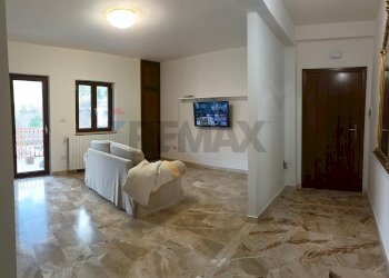 Camera / camera da letto - Casa indipendente Via Pirandello
 
2, Campo di Giove - foto 34