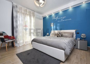 Camera / camera da letto - Quadrilocale Via Marchese di Casalotto
 
55, Aci Sant'Antonio - foto 6