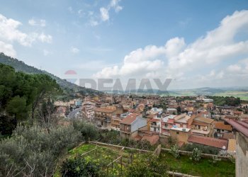 Edificio all\'aperto - Casa indipendente via virticchio
 
33, San Michele di Ganzaria - foto 36