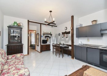 Sala da pranzo - Bilocale Via Immacolata
 
126, Mascali - foto 6