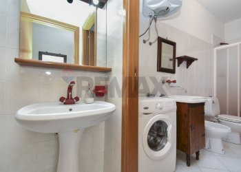 Bagno - Bilocale Via Immacolata
 
126, Mascali - foto 12