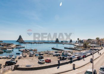 Vista dell\'acqua - Casa indipendente Vico Musumeci
 
7, Aci Castello - foto 9