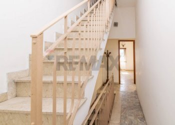 Scale - Casa indipendente Vico Musumeci
 
7, Aci Castello - foto 13