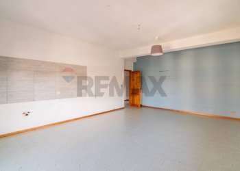 Stanza vuota - Quadrilocale Via Giorgio La Pira
 
9, Mascalucia - foto 19