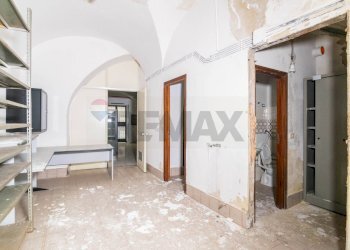 Hall / corridoio - Ufficio Via Etnea
 
590, Catania - foto 13