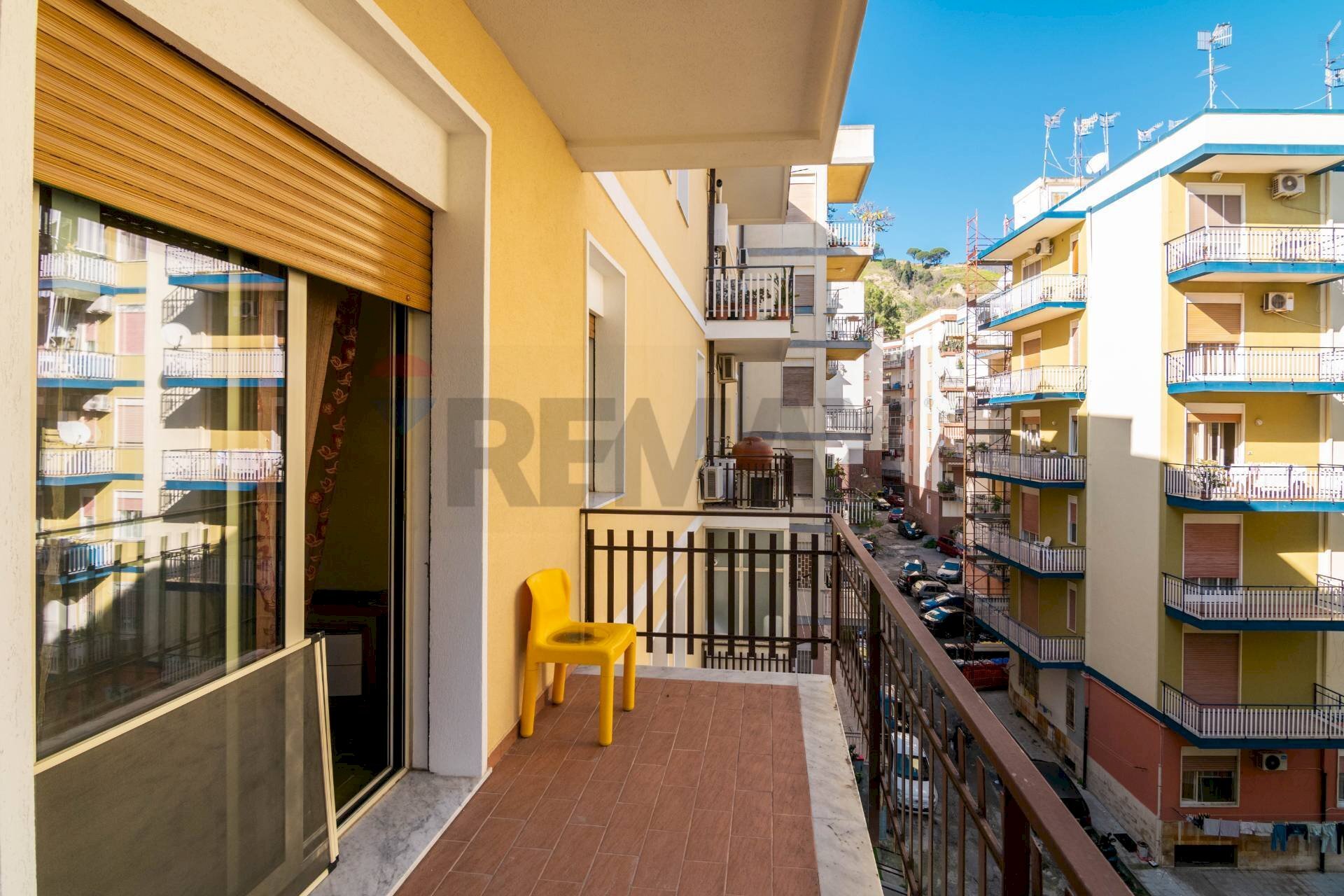 Balcone - Trilocale Via Pietro Castelli
 
69, Messina - foto 2